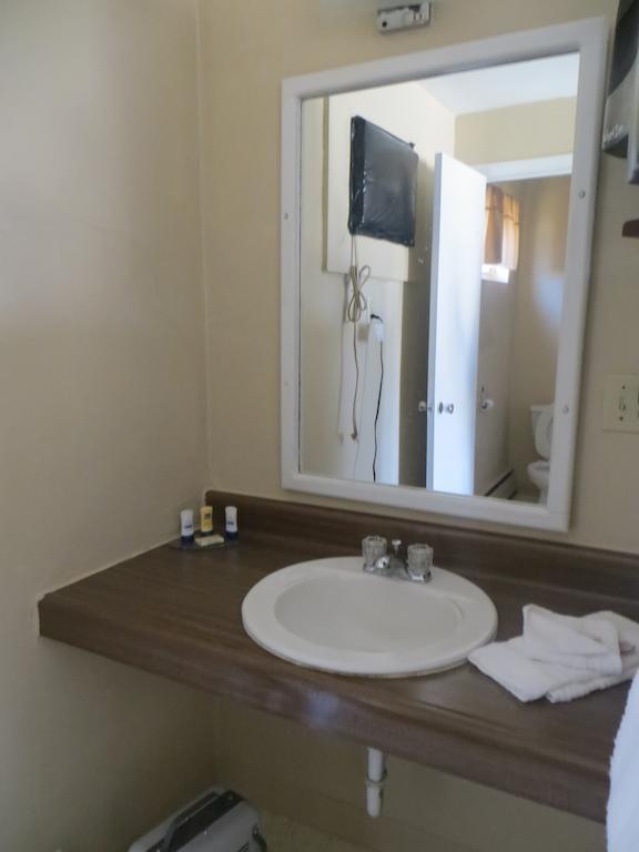 Budget Inn Denison Luaran gambar